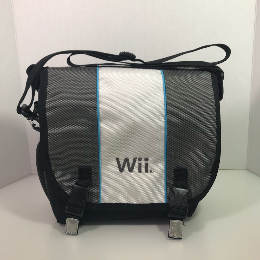 Nintendo Wii OEM Nylon Carrying Case Travel Bag
